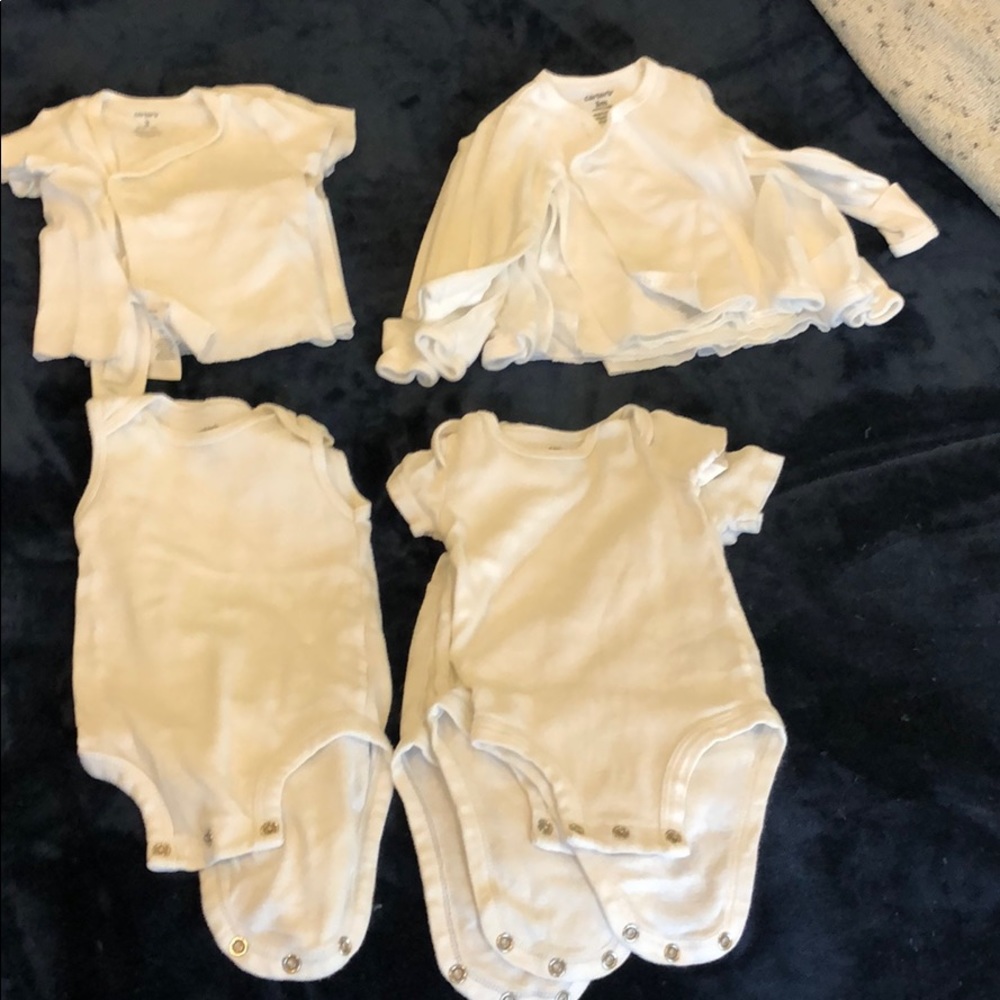 12-piece Carters set, never been worn